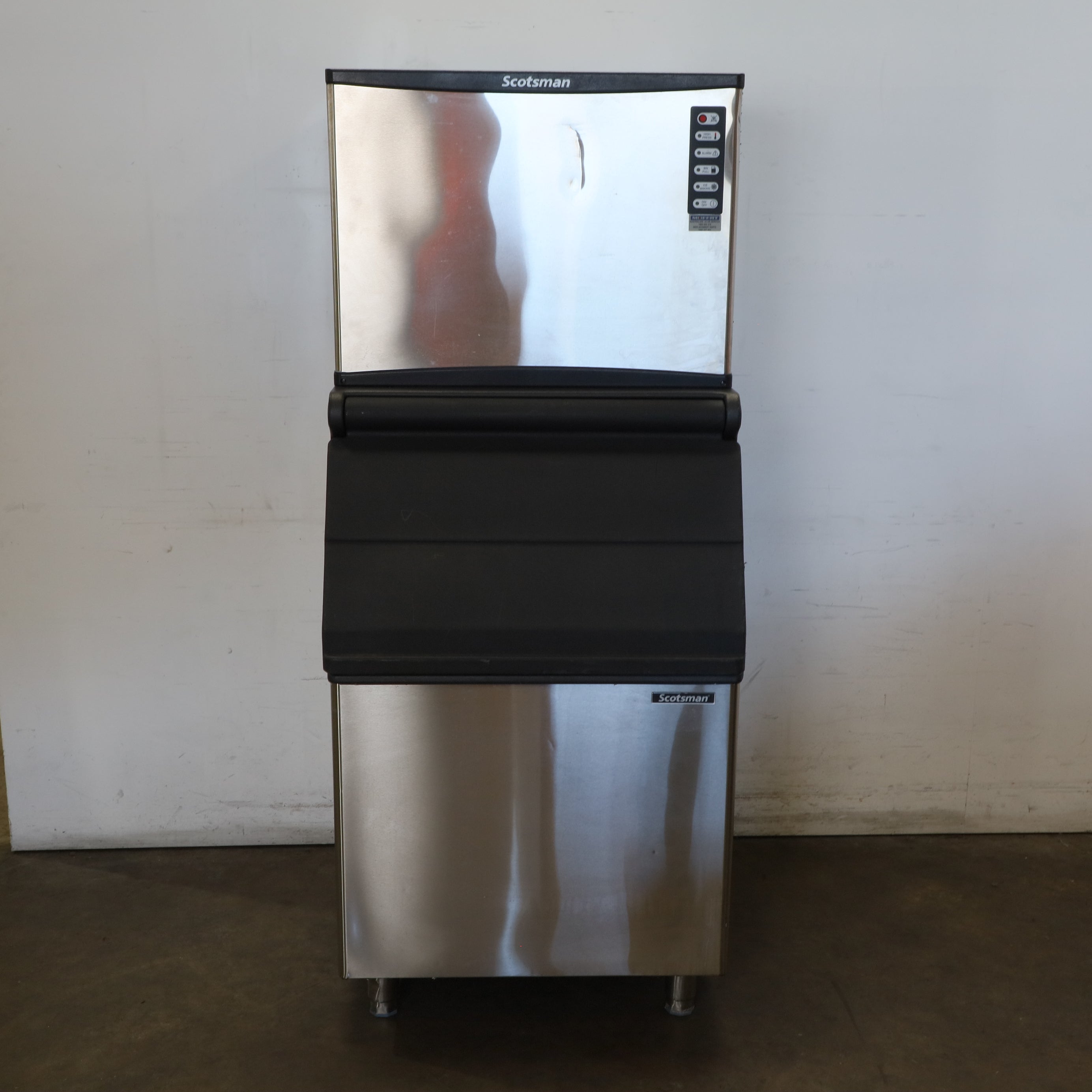 Scotsman NWH 608 A Ice Machine