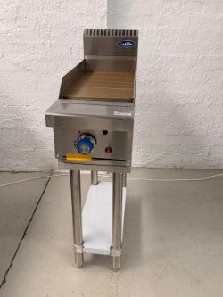 Cookrite AT80G3G-F-NG Griddle + Stand