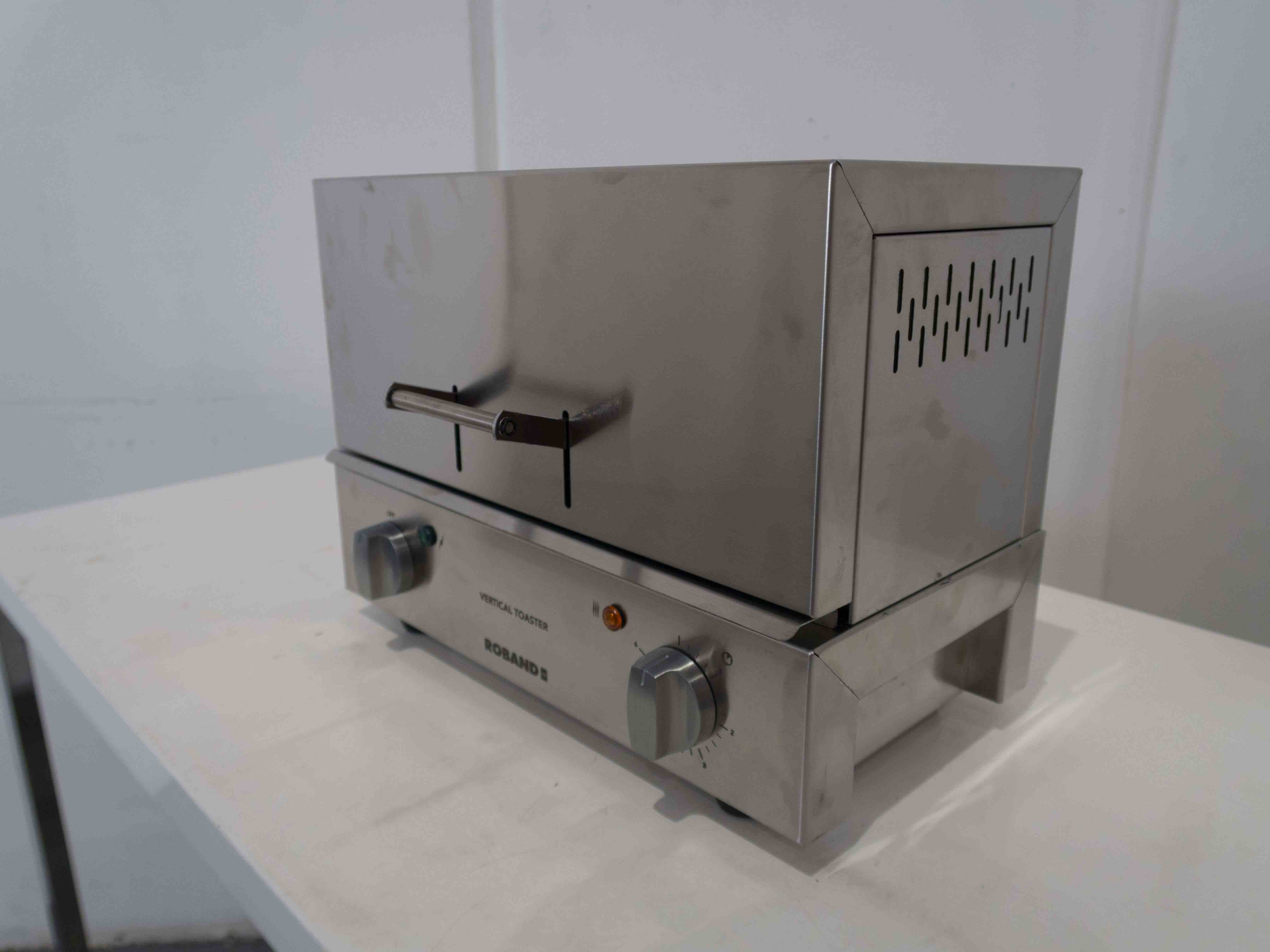 Roband TC66 6 Slice Vertical Toaster SilverChef