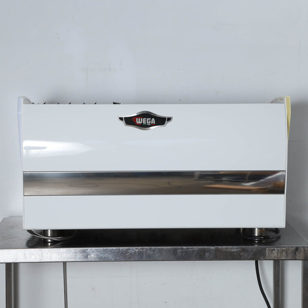 Wega EVD./3-PR Coffee Machine 3 Group