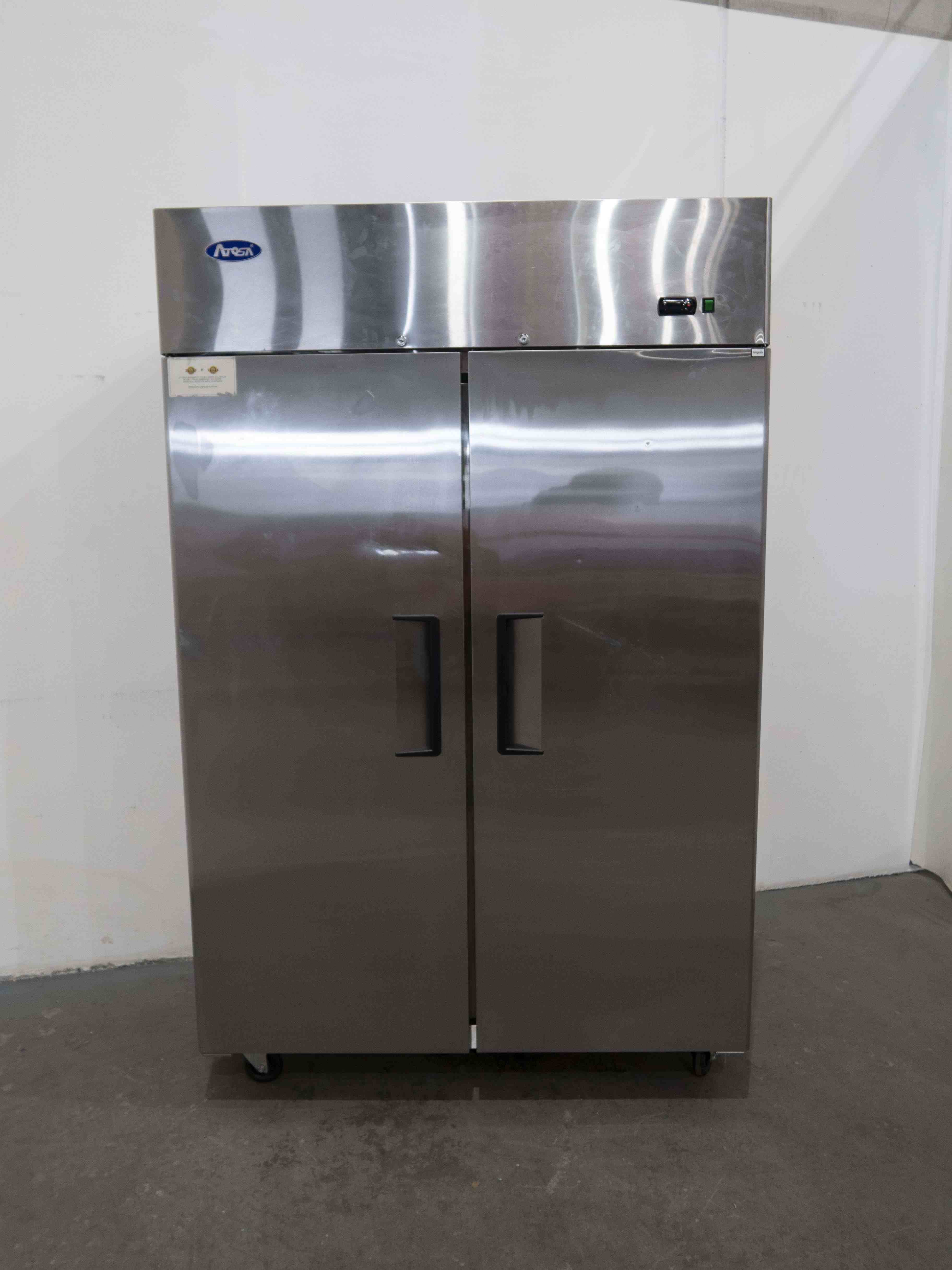 Atosa MBF8005GR Upright Fridge