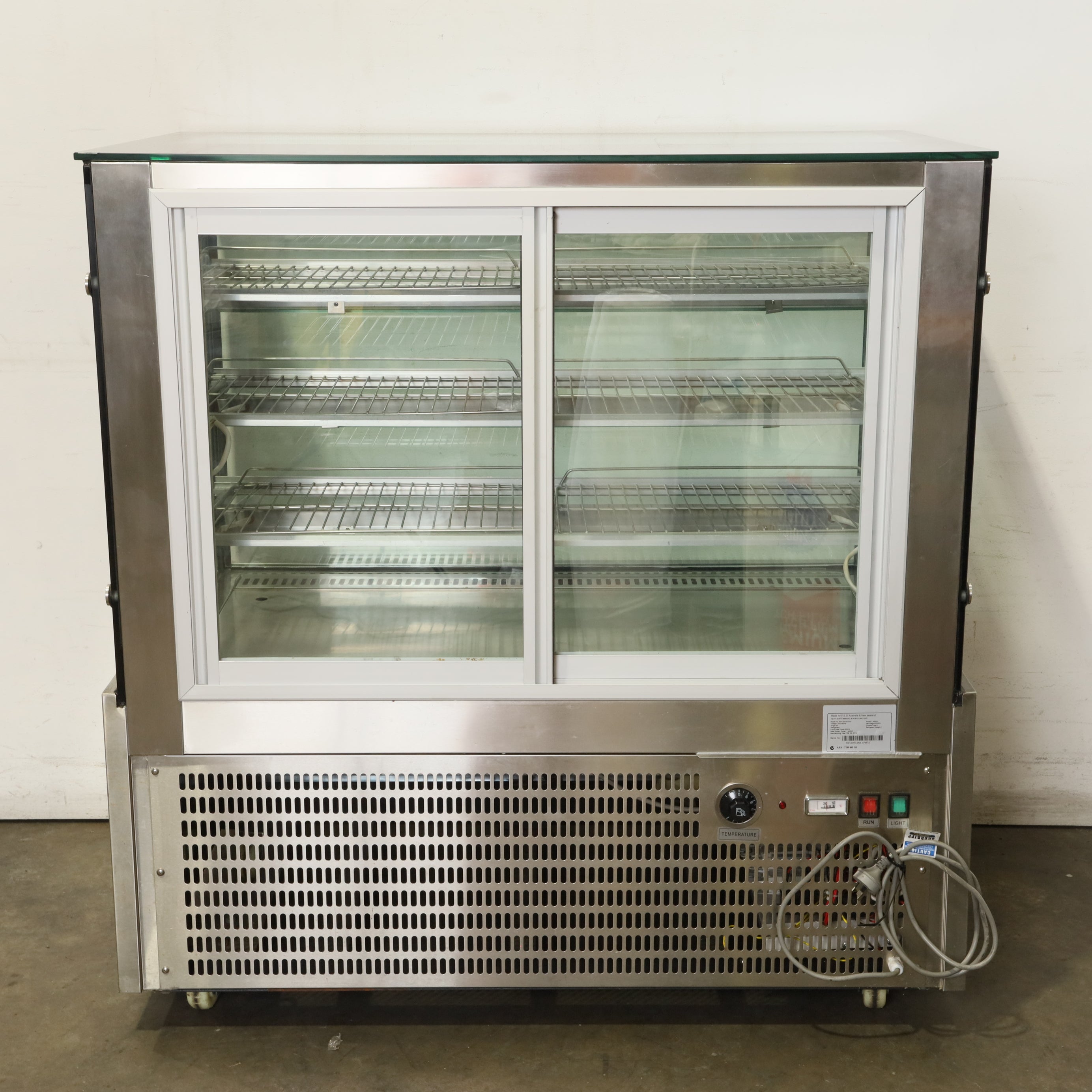 Federal Bonvue SG120FE-2XB Heated Food Display