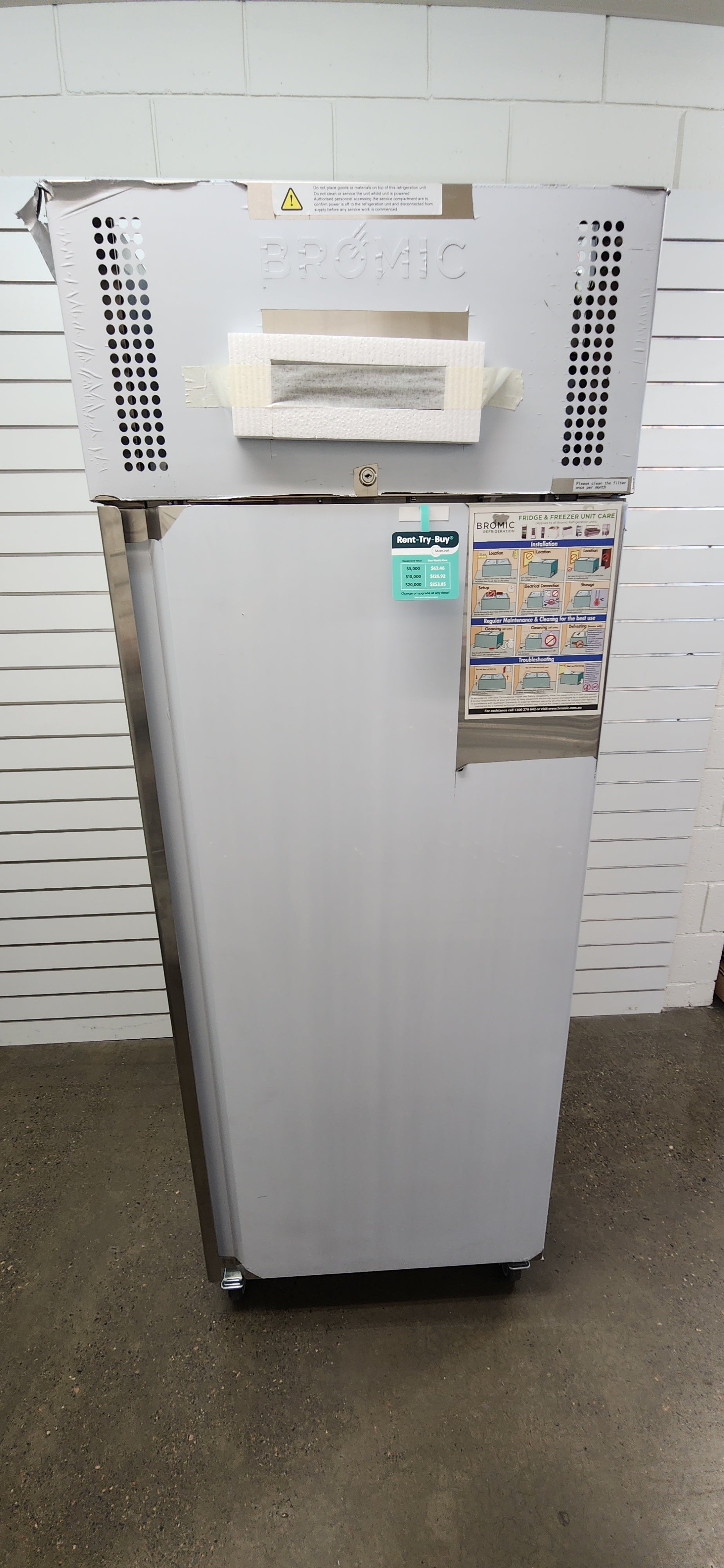 Bromic UF0650SDF-NR Solid Door Upright Freezer