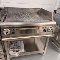 Baron Q70SFT/G800 + 70CAV8 2 Burner Gas Griddle + Stand