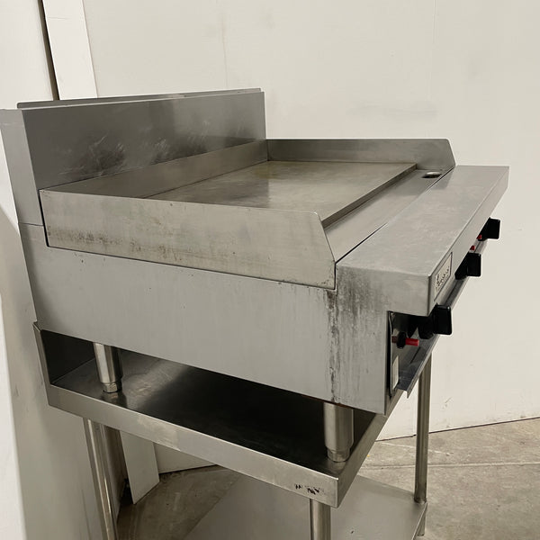 Trueheat RCT9-9G-NG 3 Burner Griddle