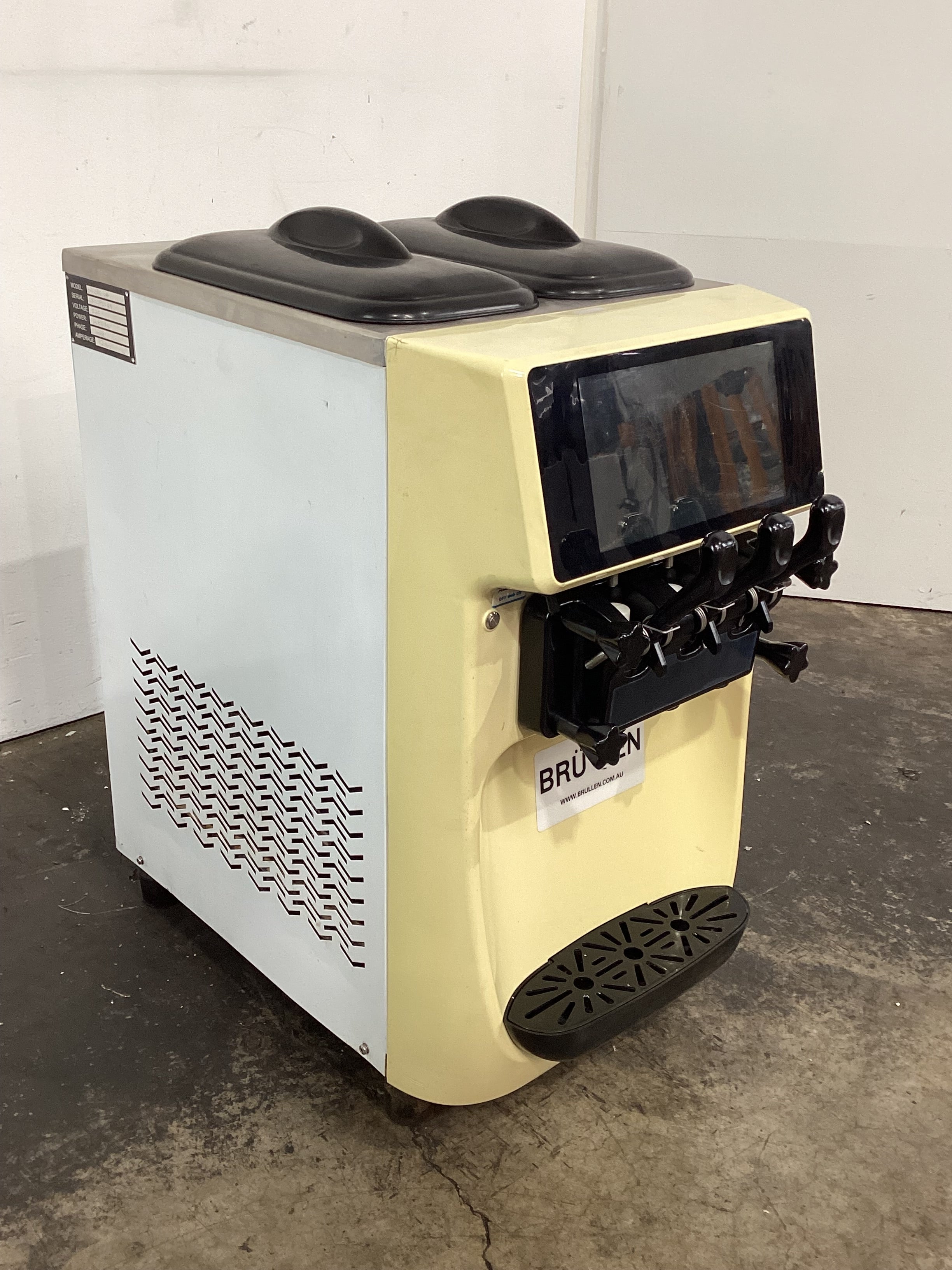 Brullen i26 Ice Cream Machine