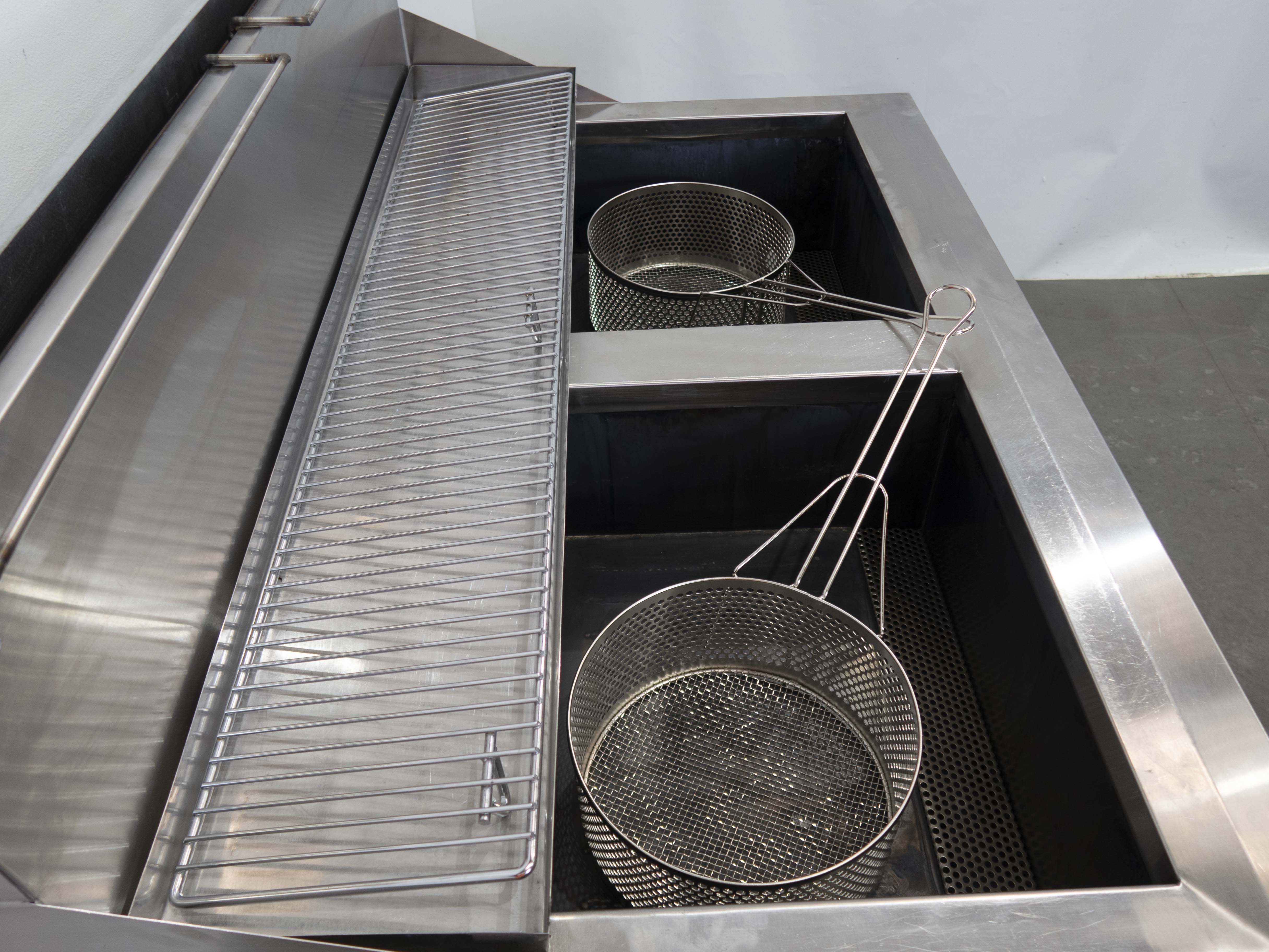 Complete WFS-2/22 Double Pan Fryer