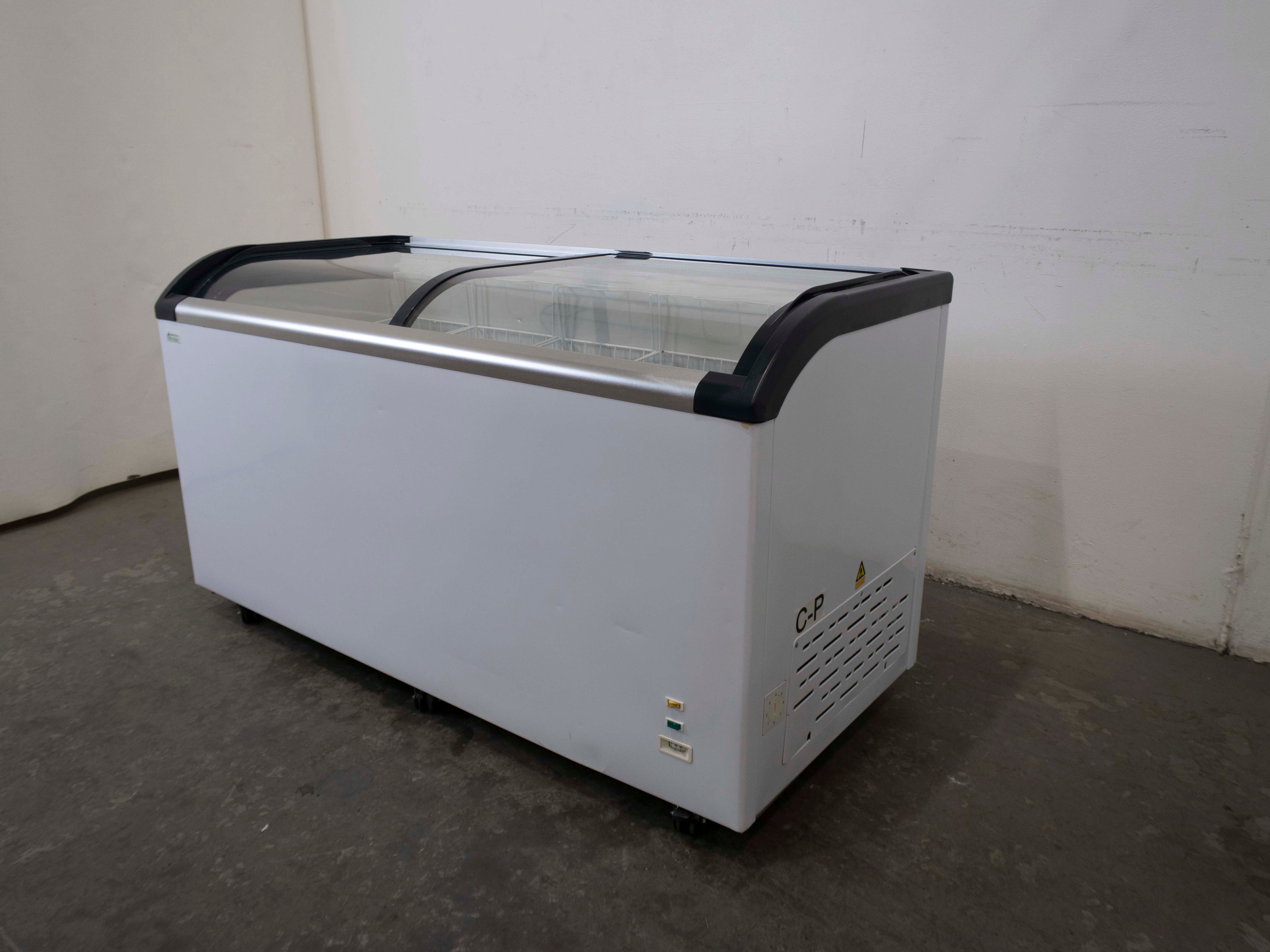 Thermaster ST445 Chest Freezer