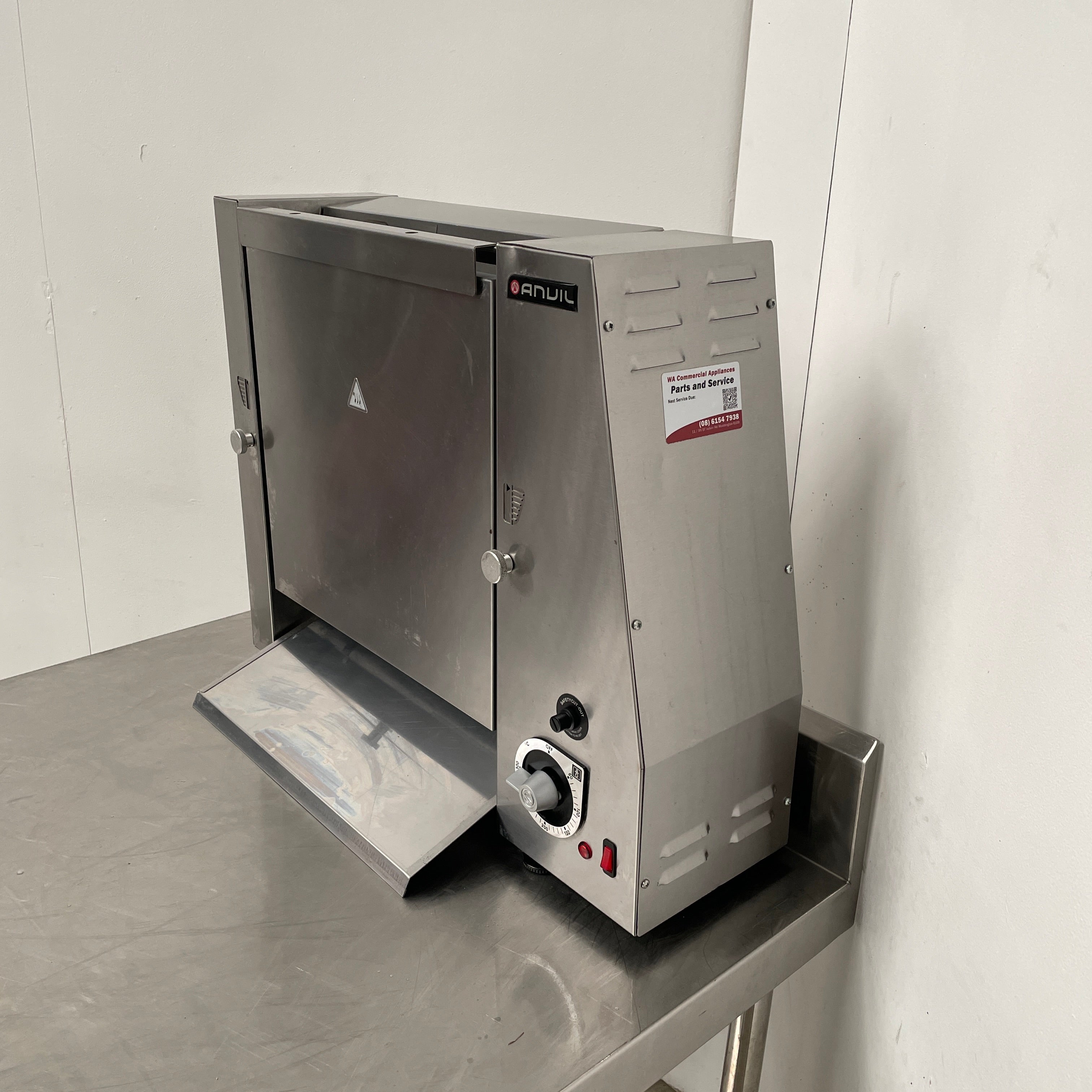 Thumbnail - Anvil VTA 0101-ICE Vertical Bun Toaster