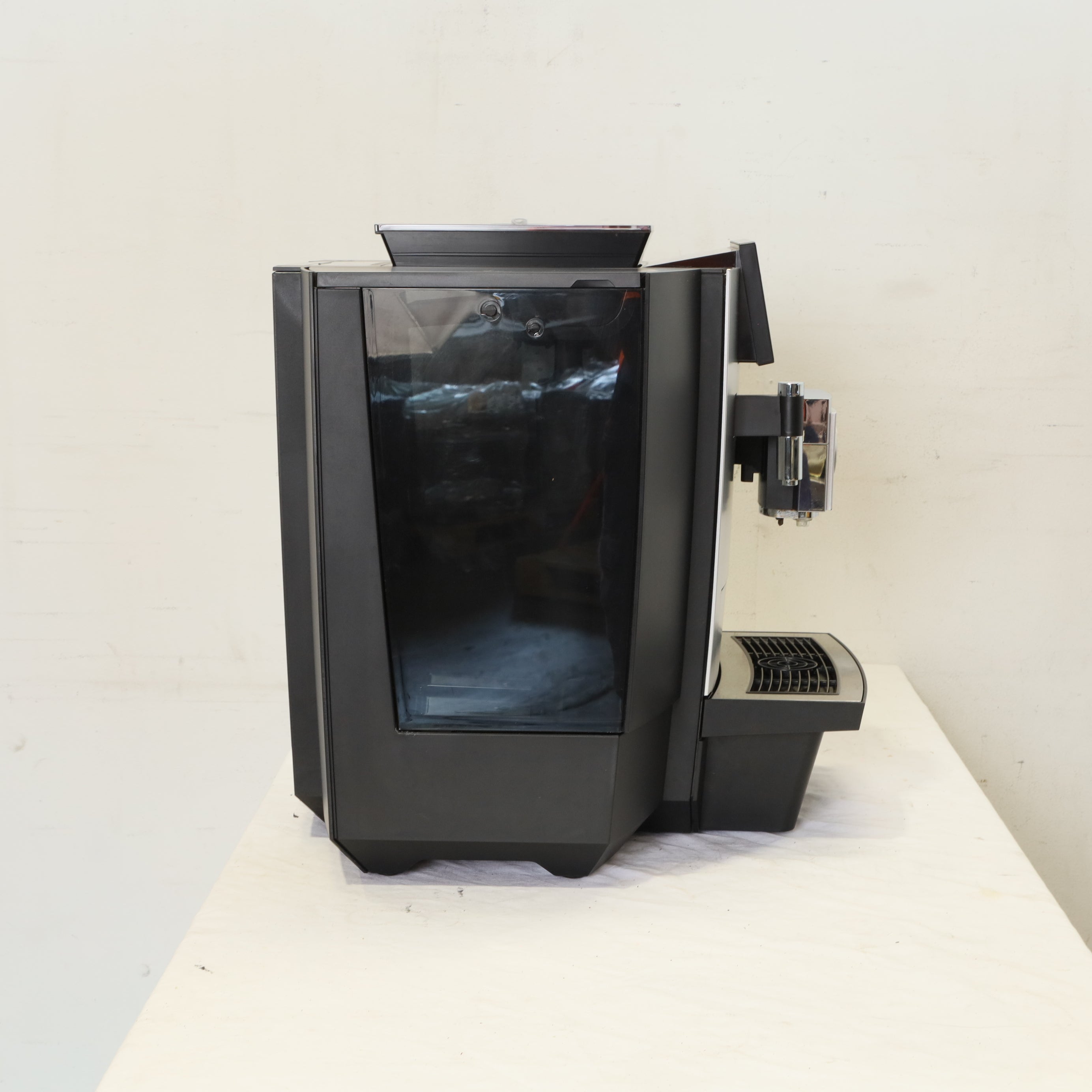 Jura X8 Automatic Coffee Machine