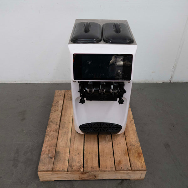 Brullen i26 Ice Cream Machine
