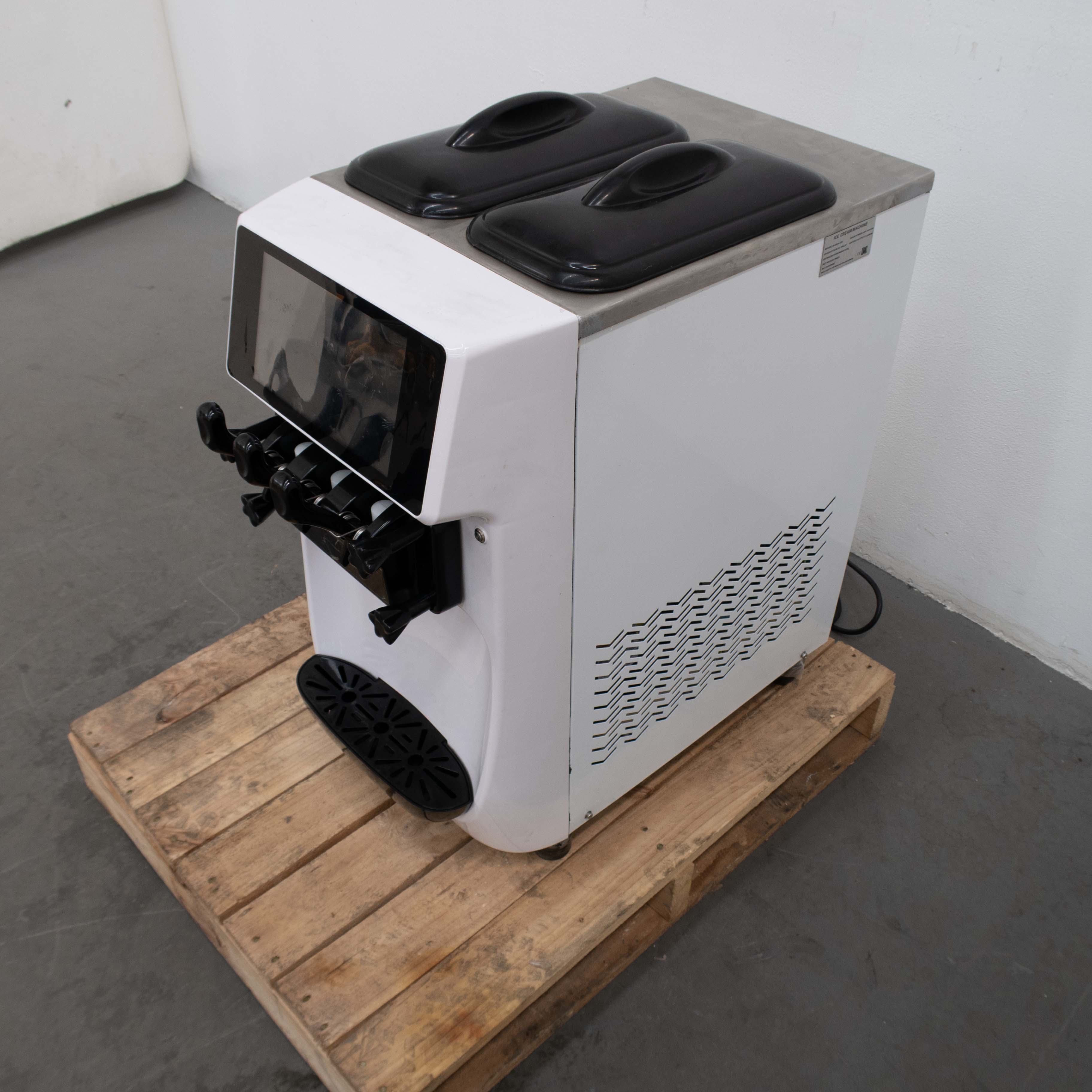 Brullen i26 Ice Cream Machine SilverChef