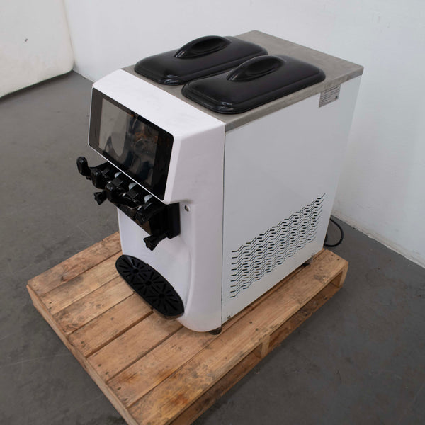 Brullen i26 Ice Cream Machine