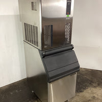 Scotsman MXG M 327 Ice Machine + Ice Bin