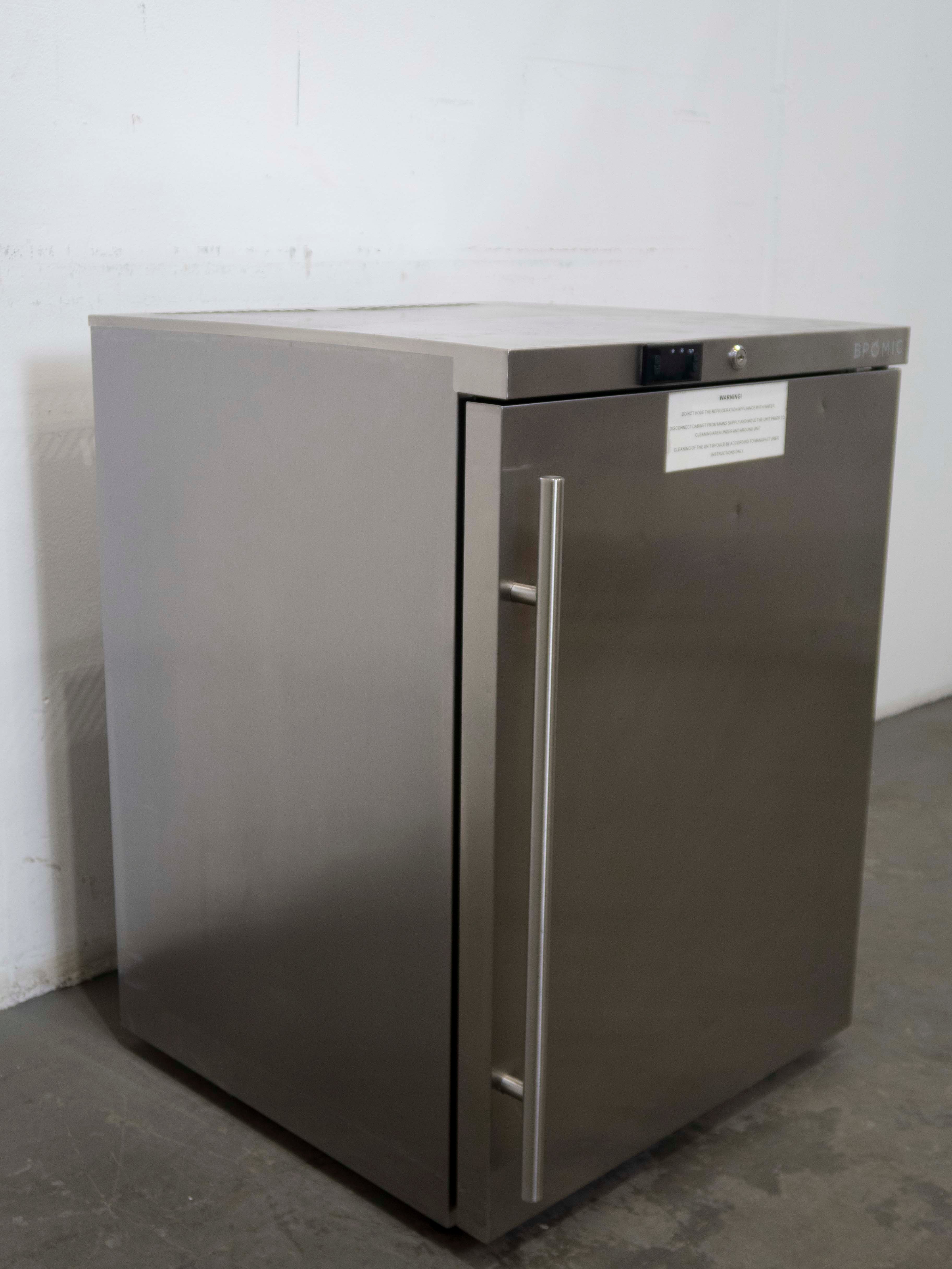 Thumbnail - Bromic UBC140SD-NR 1 Solid Door Bar Fridge
