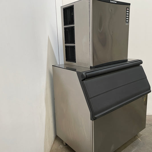 Scotsman NWL1008AS Ice Machine with Ice Bin