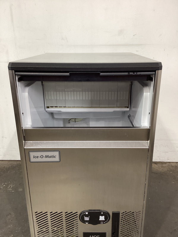 Ice O Matic UCG135AS Ice machine