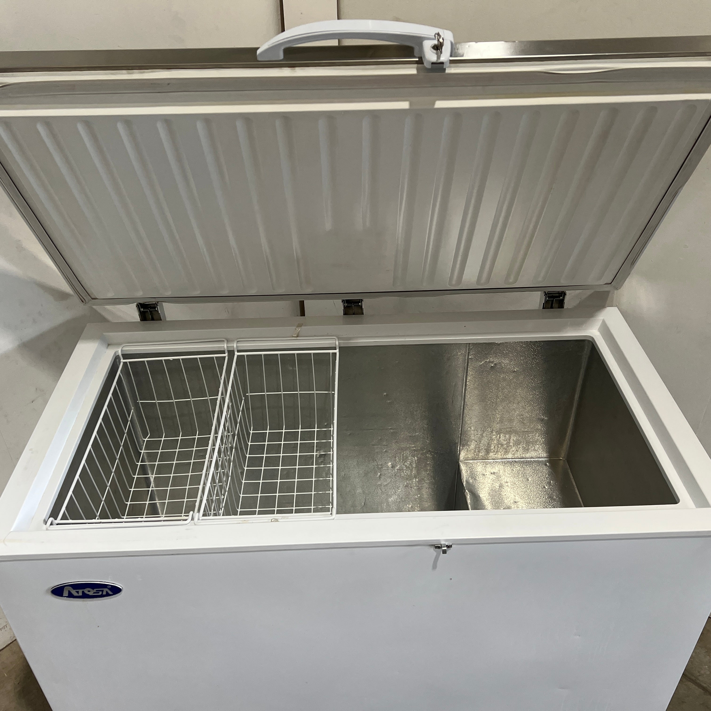Atosa BD-450SS Chest Freezer