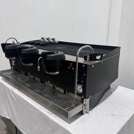 Synesso S300 3 Group Coffee Machine