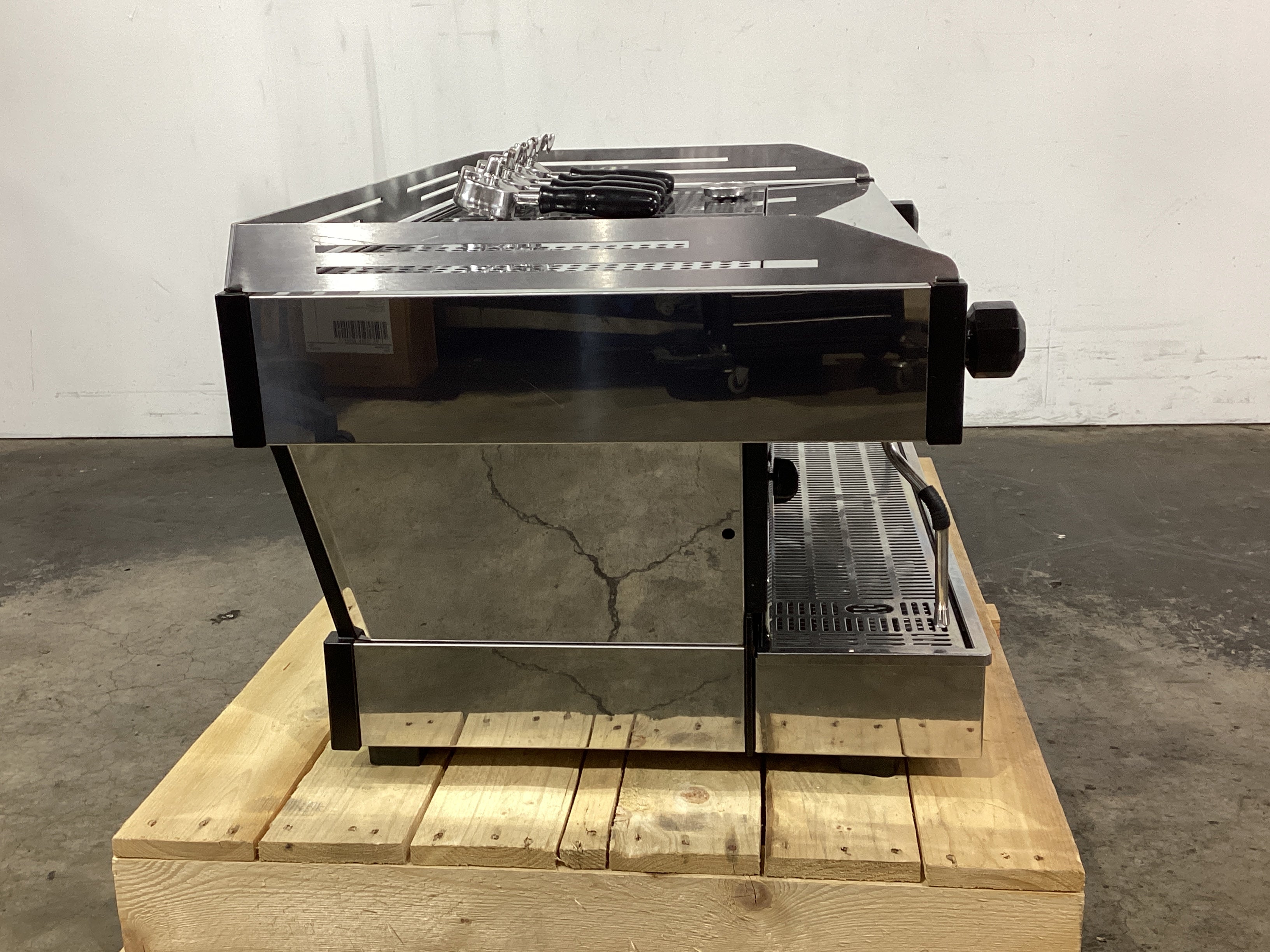 La Marzocco Linea PB 3AV 3 Group Coffee Machine