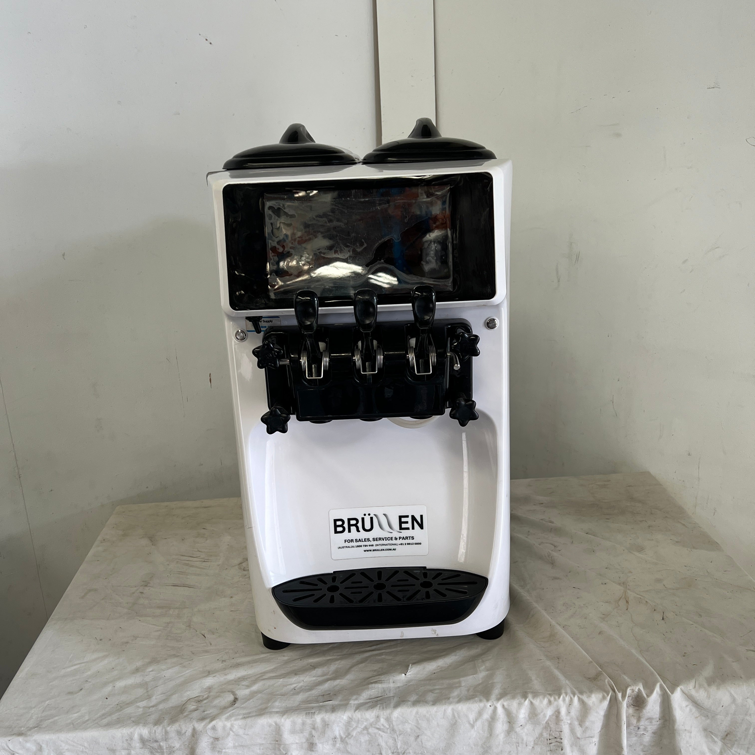 Brullen i26 Ice Cream Machine