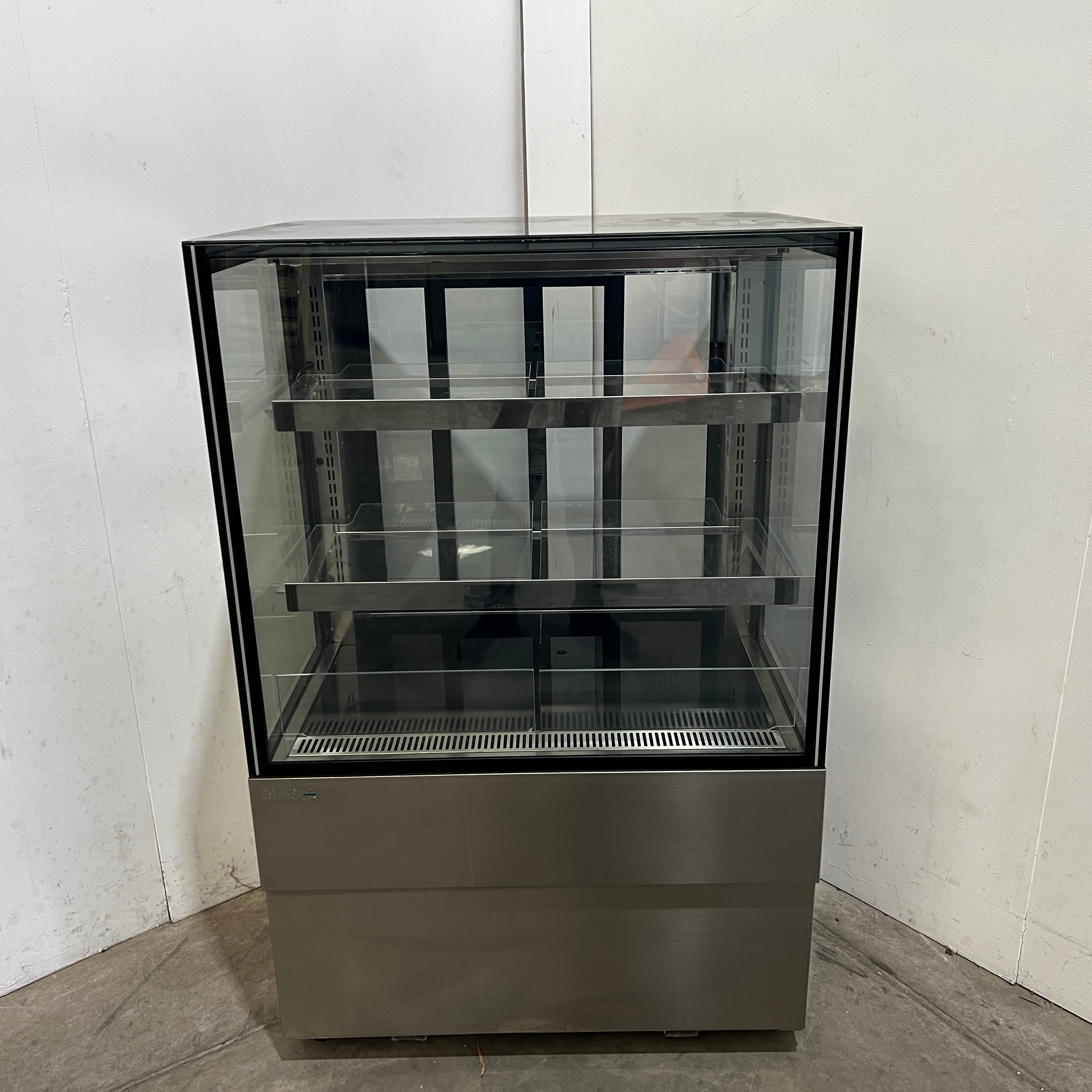 Airex AXR.FDFSSQ.09 Display Fridge