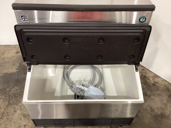 Hoshizaki KM-140B Ice Machine