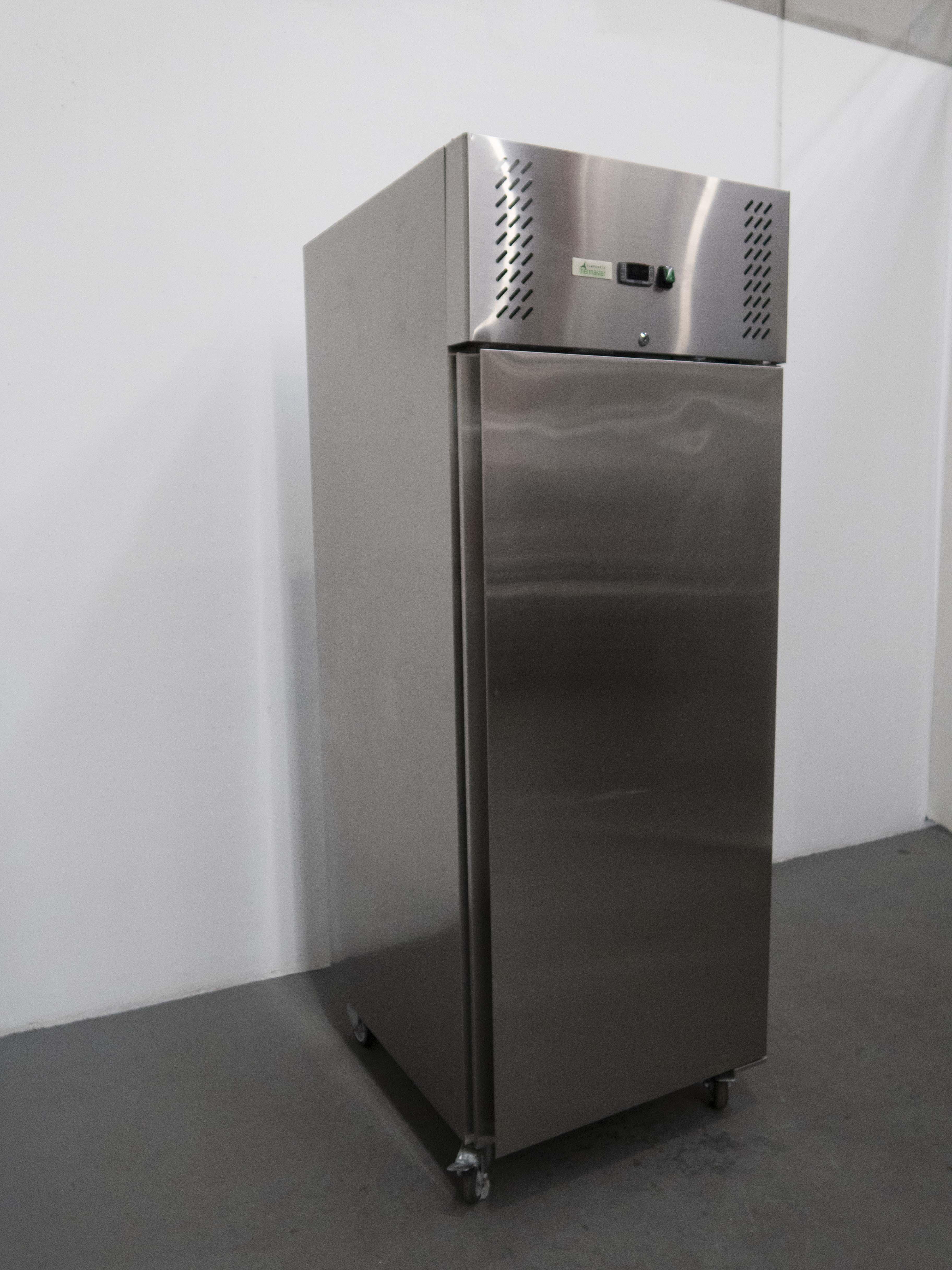 FED XURF650SFV Upright Freezer