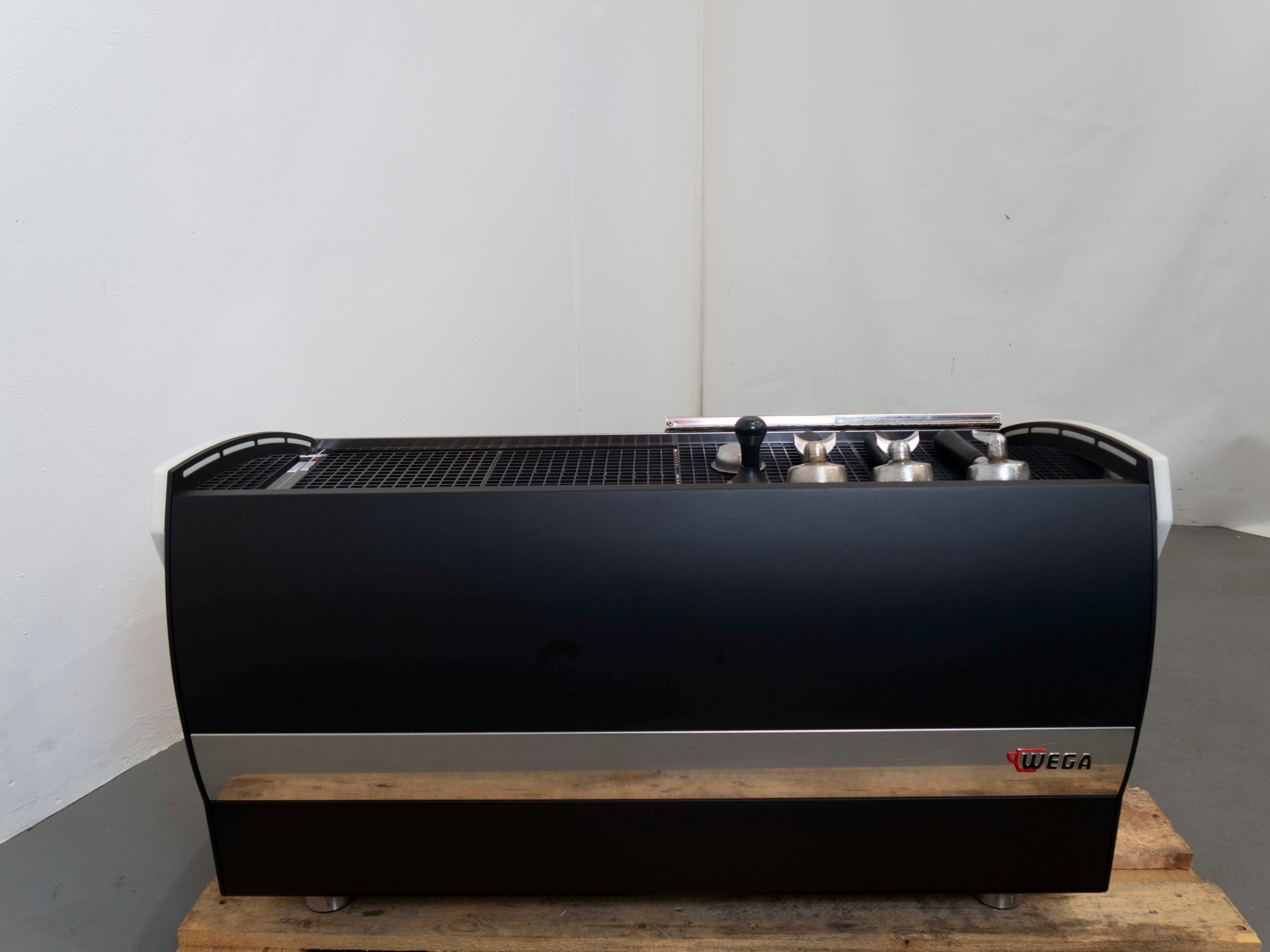 Wega EVD./3-PR 3 Group Coffee Machine