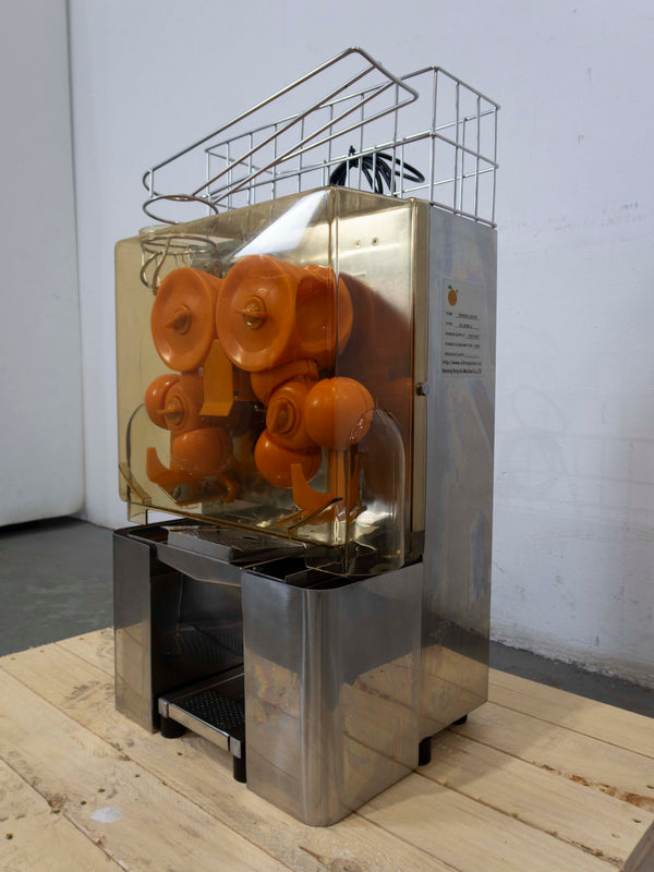 XC-2000E-3 Orange Juicer