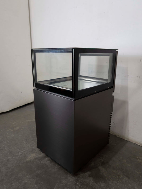 Anvil DSD0001 Single Drawer Showcase