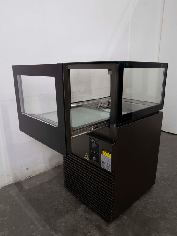 Anvil DSD0001 Single Drawer Showcase