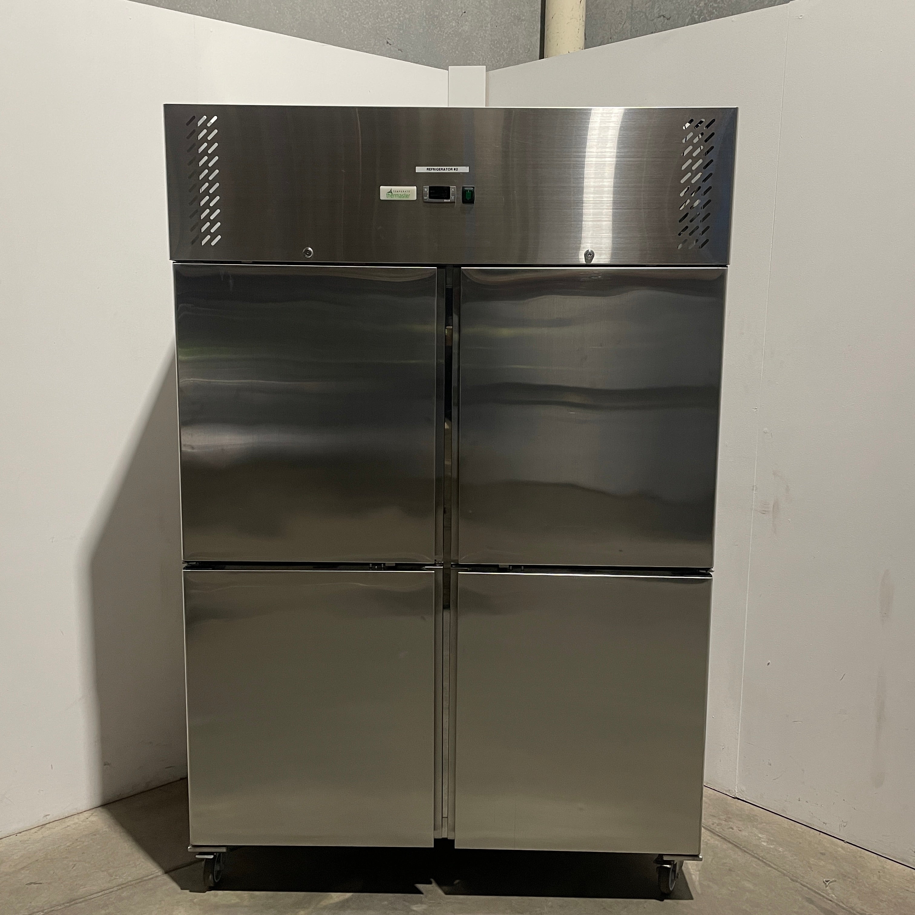 FED XURC1200S2V Upright Fridge