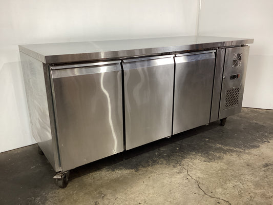 FED GN3100BT Underbench Freezer