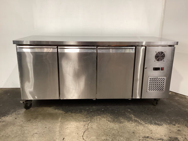 FED GN3100BT Underbench Freezer