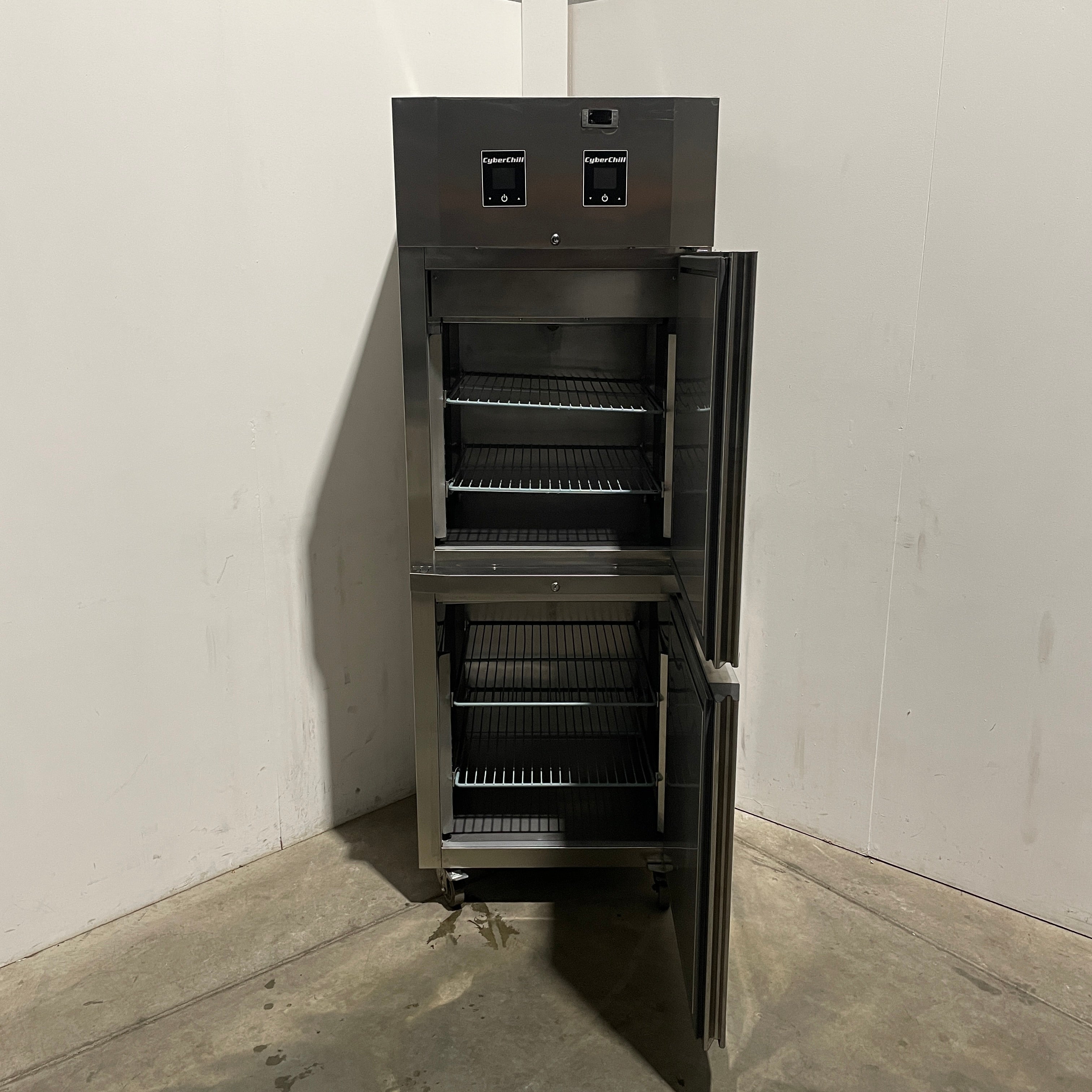 CyberChill MLPT601 Fridge/Freezer Upright