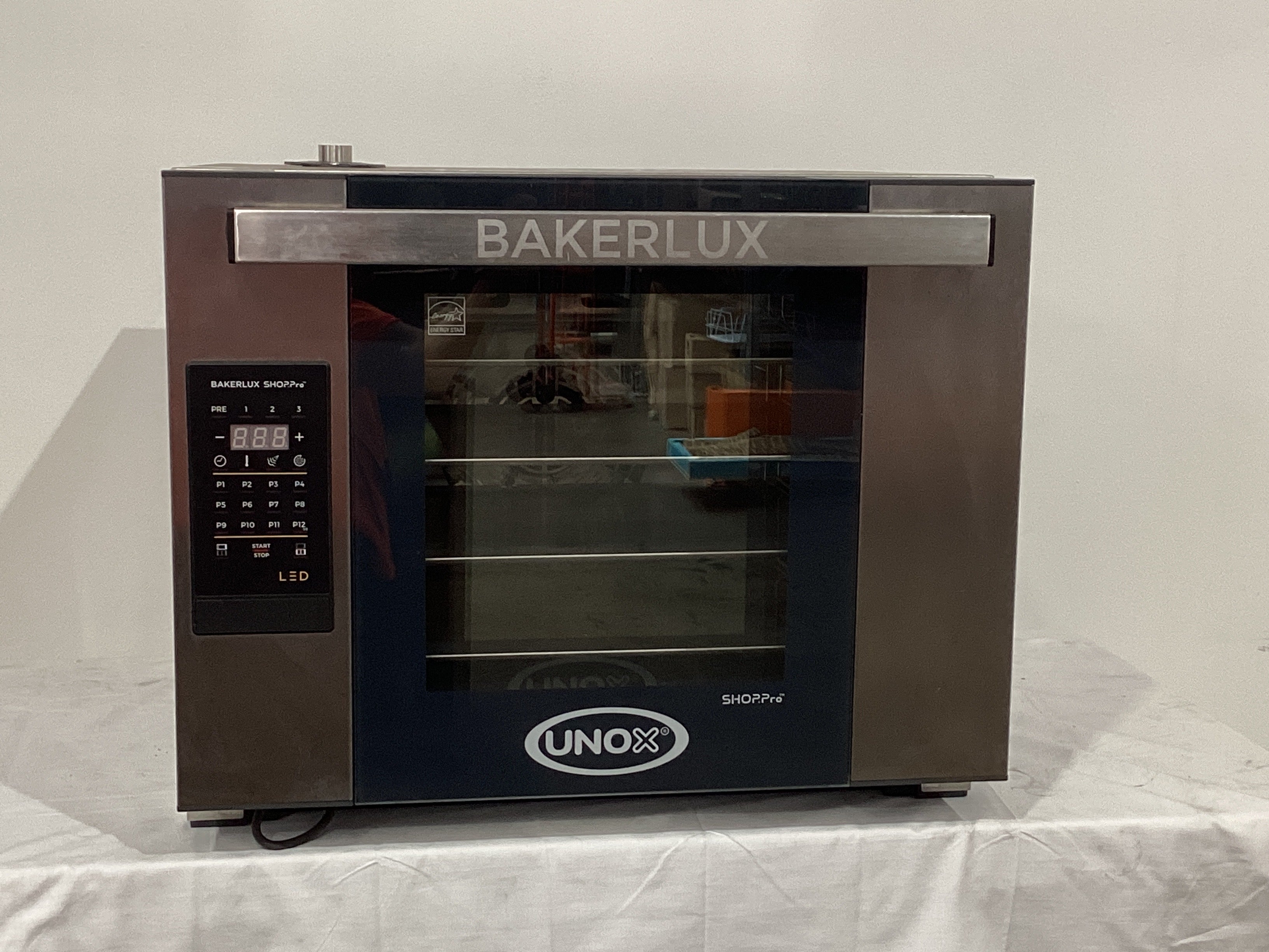 Unox XEFT-04HS-ELDV Convection Oven