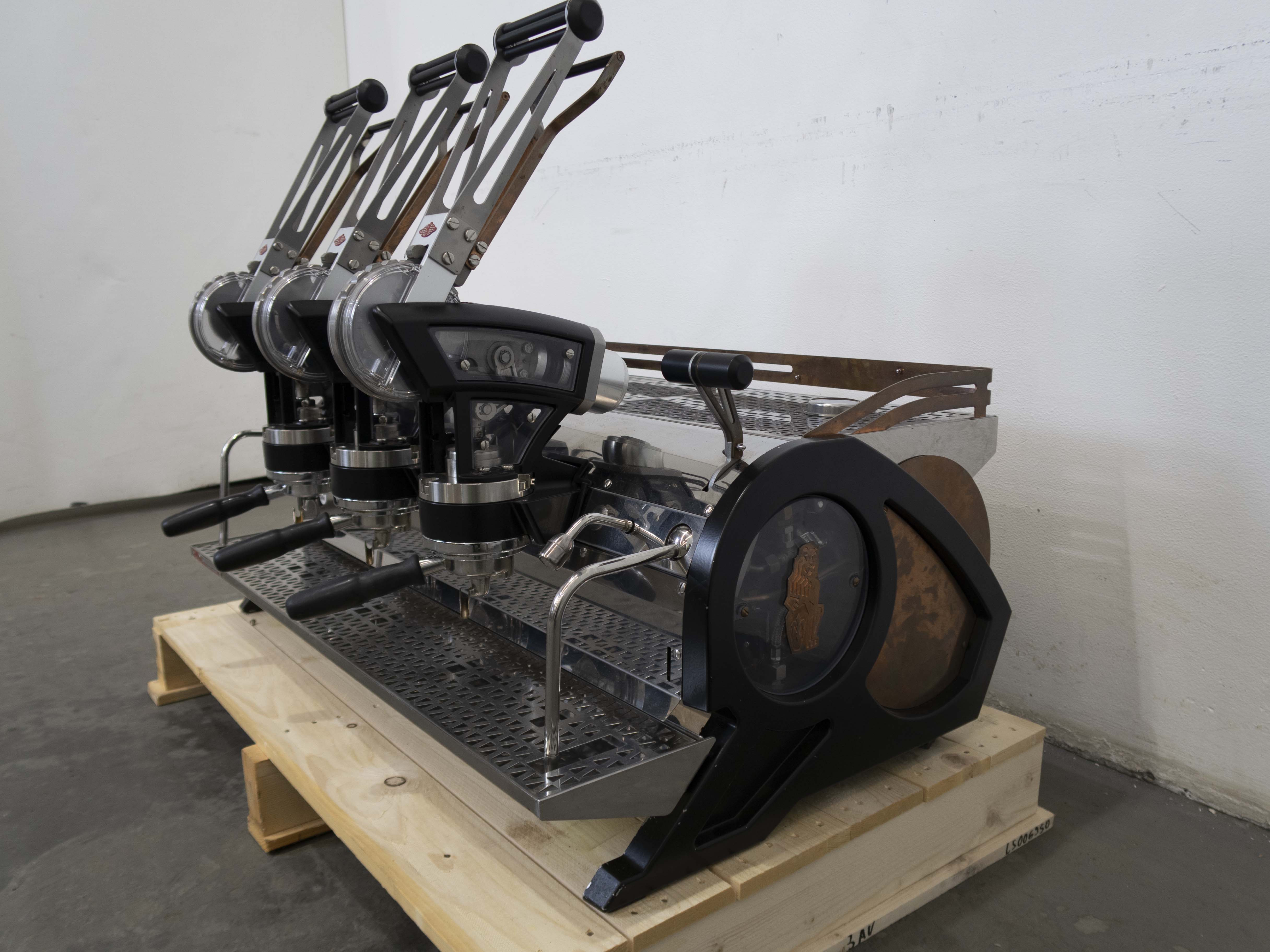 La Marzocco LEVA X 3 Group Coffee Machine