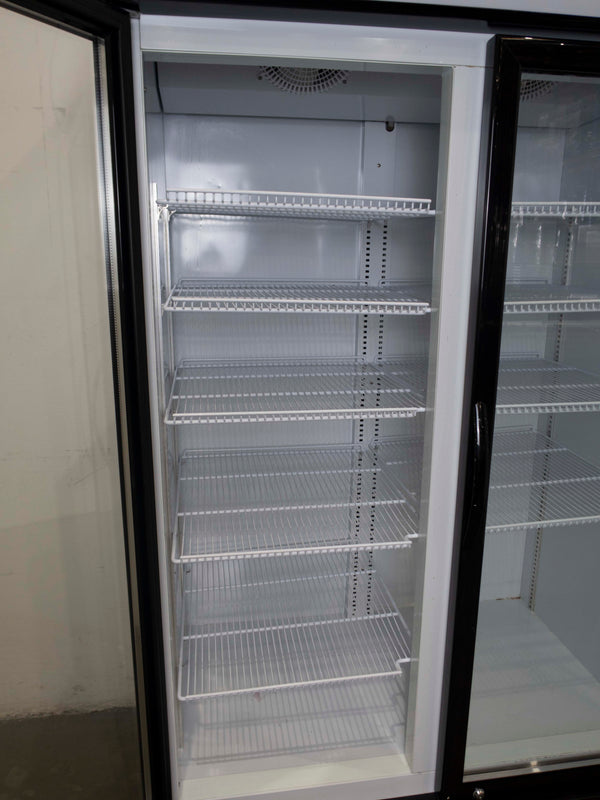 Saltas DFS1000 Upright Fridge