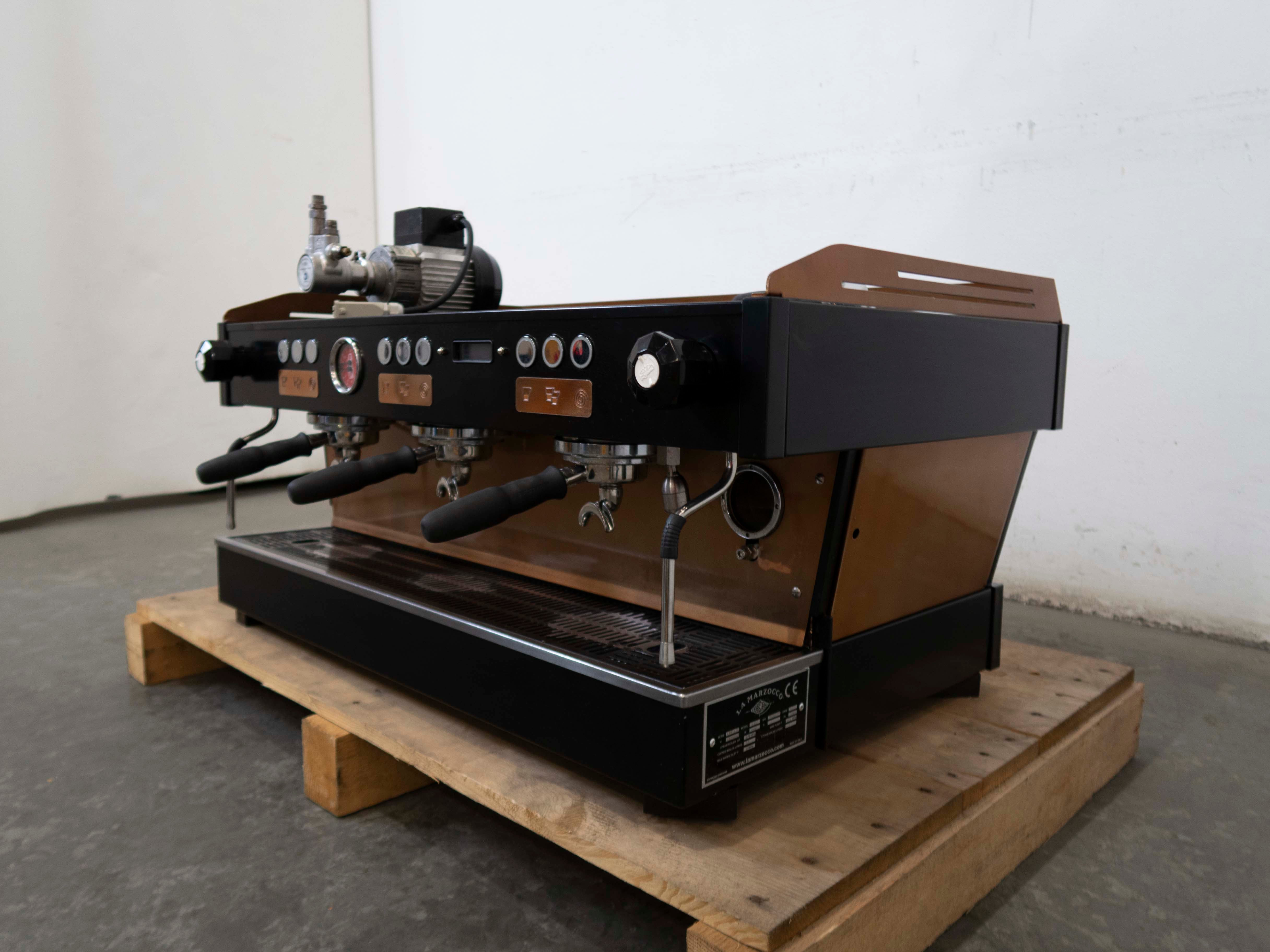 Thumbnail - La Marzocco Linea PB 3 Group Coffee Machine