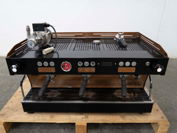 La Marzocco Linea PB 3 Group Coffee Machine