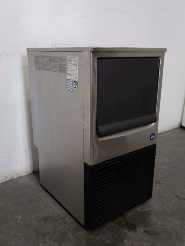 Hoshizaki KM-40B Ice Machine