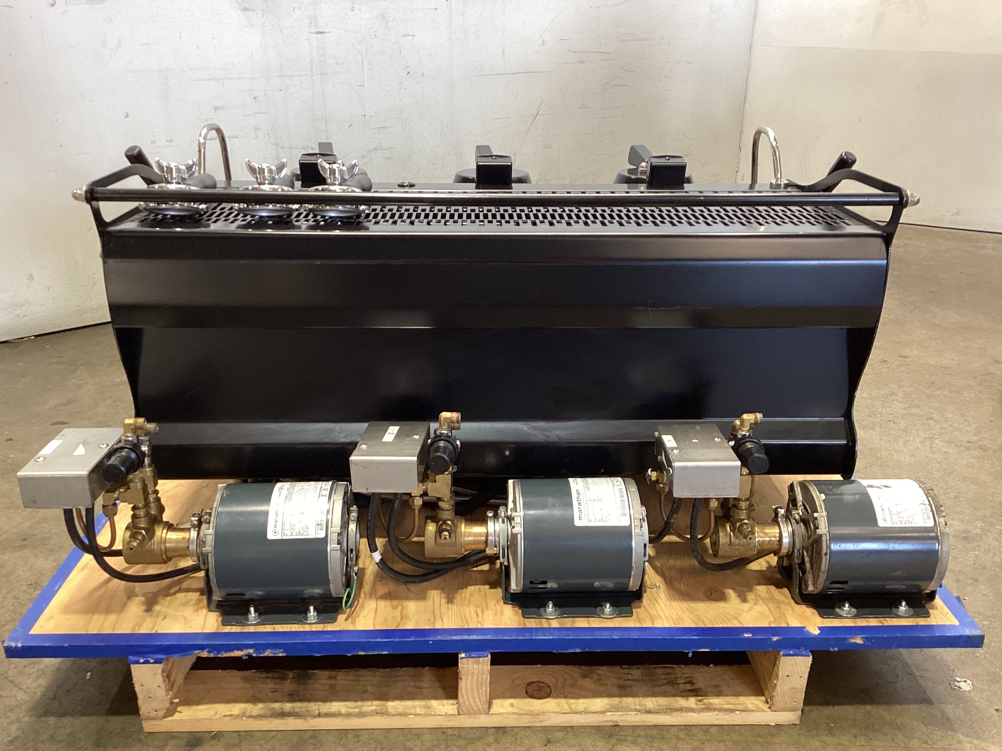 Synesso Cyncra 3 Group Coffee Machine