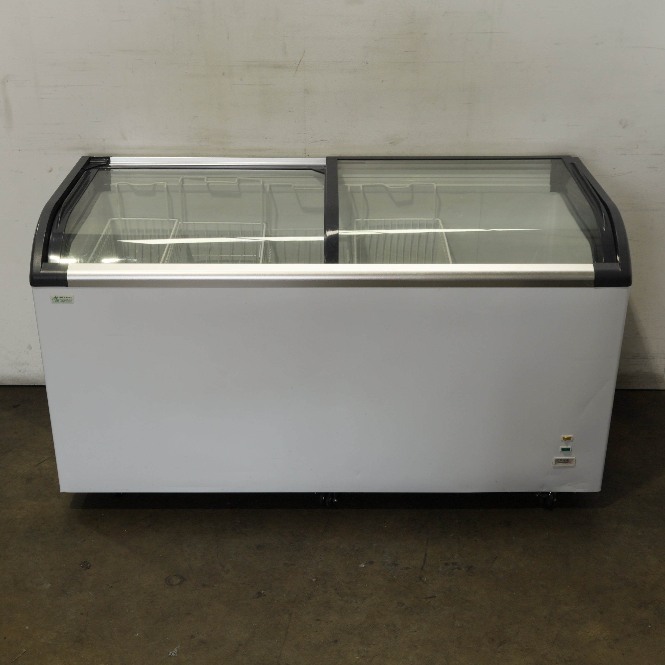 Thermaster ST445 Chest Freezer