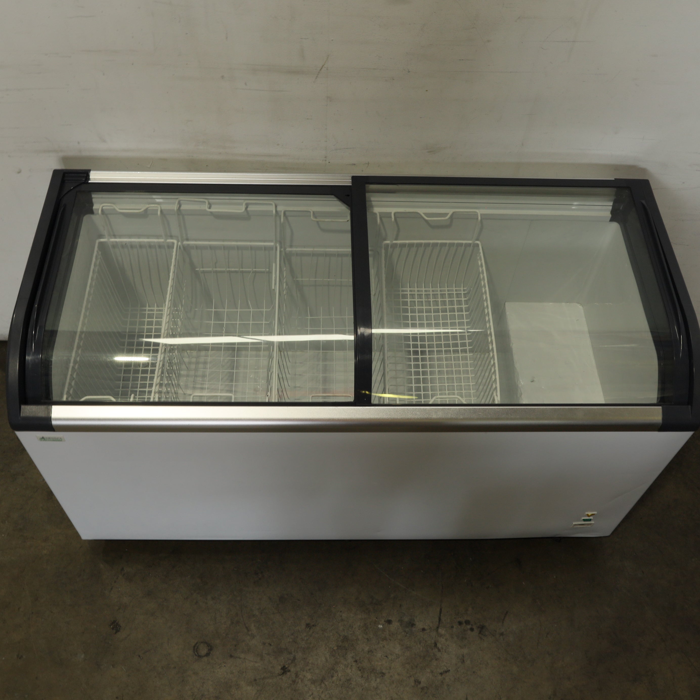 Thermaster ST445 Chest Freezer