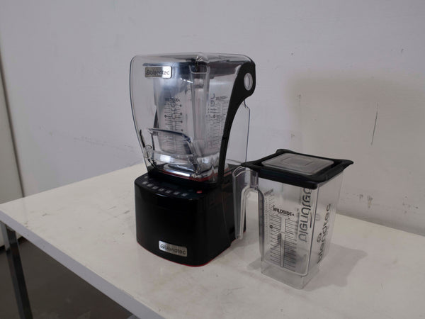 Blendtec Stealth 885 Blender