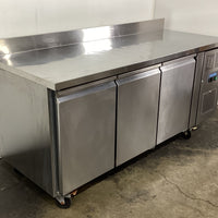 Polar DL915-A-02 Undercounter Fridge