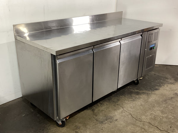 Polar DL915-A-02 Undercounter Fridge