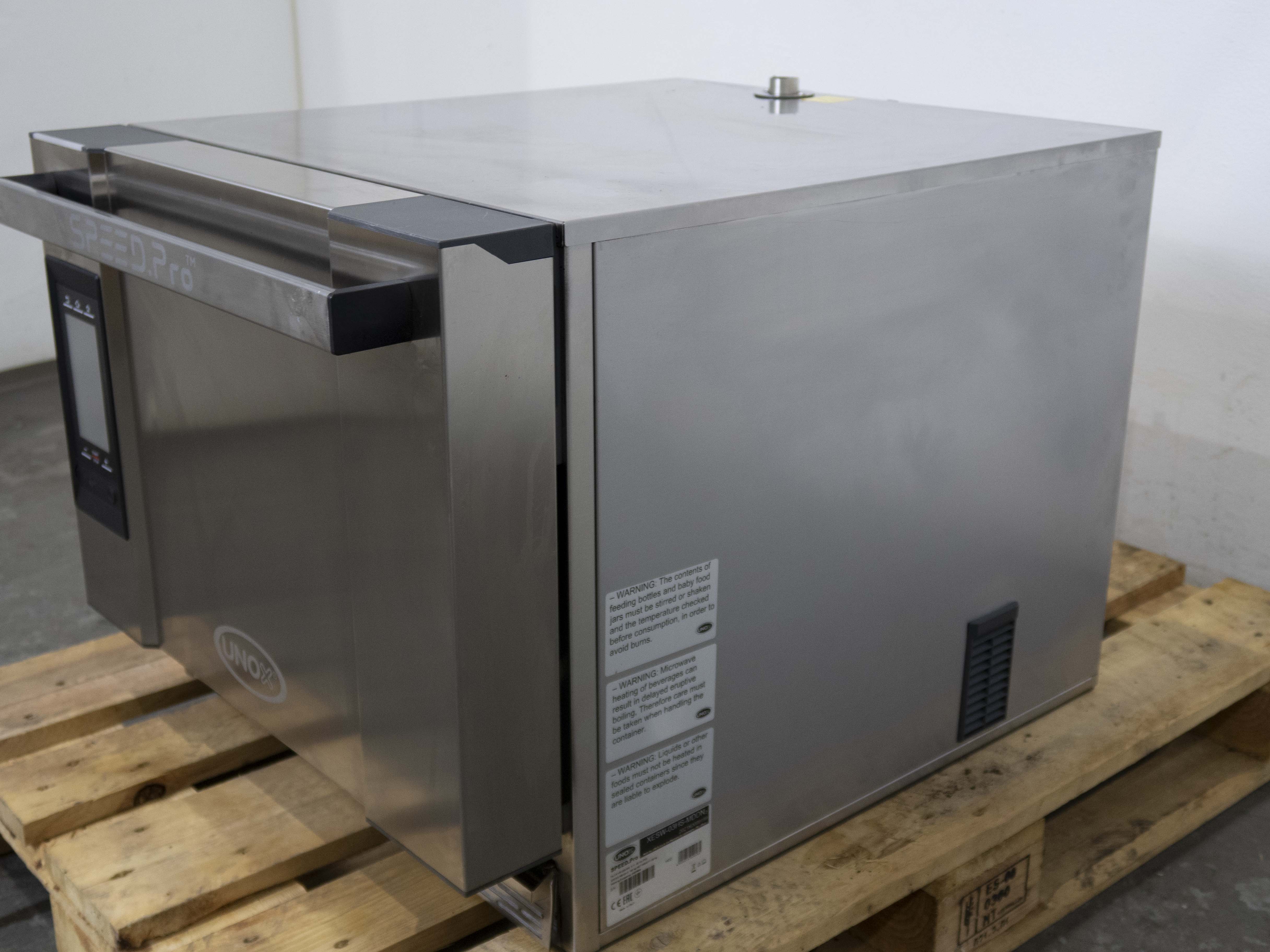 Unox XESW-03HS-MDDN Speed Oven