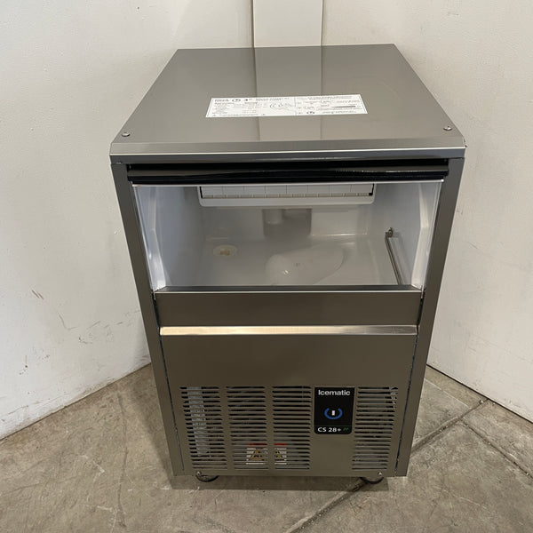 Icematic CS28 Ice Machine